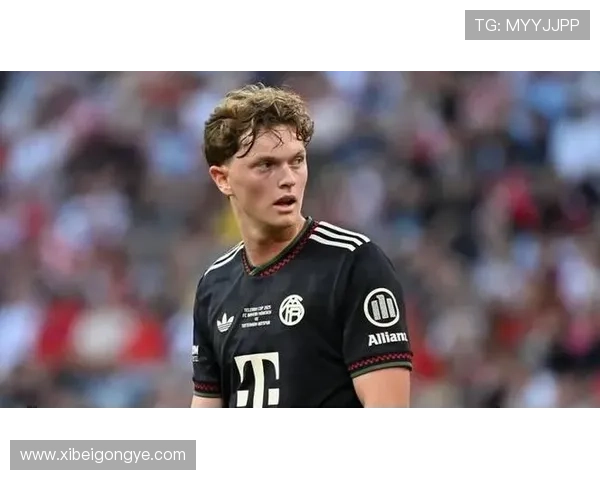 德天空门兴挖走拜仁首席球探赫